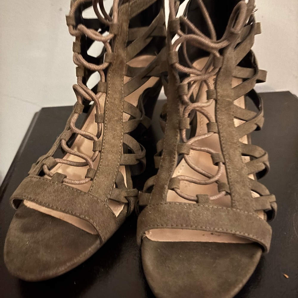 JustFab Green Gladiator Sandals with Striking Crisscross Design